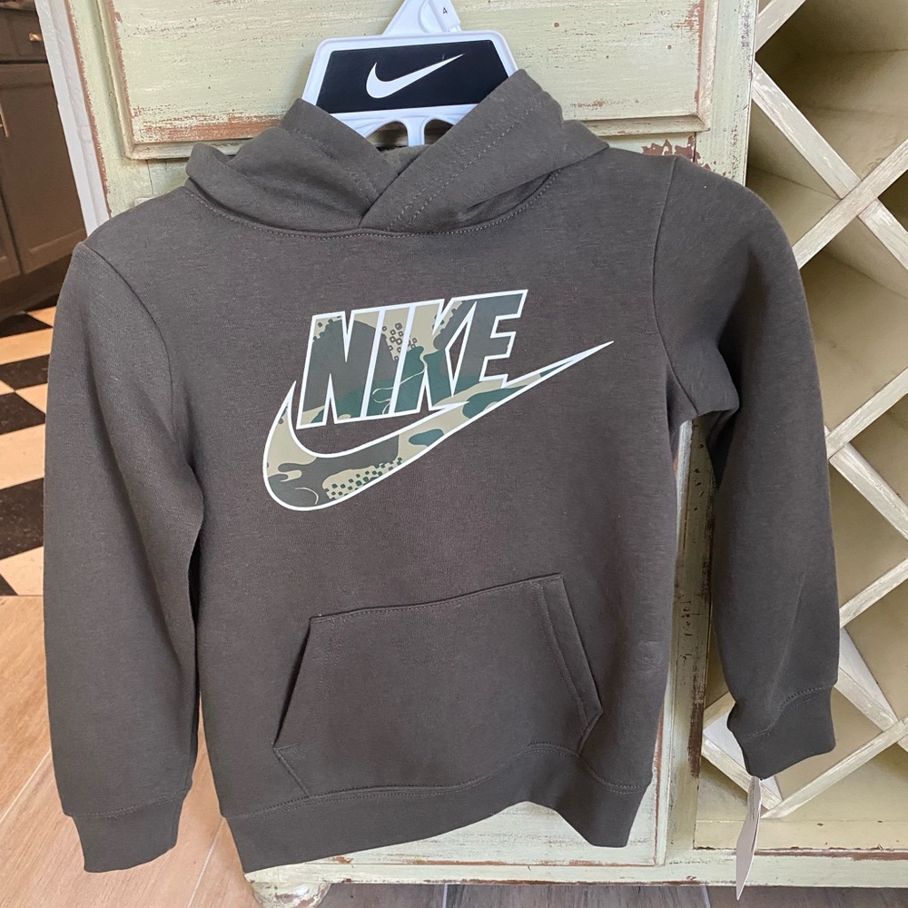 Brand New Olive Camo Nike Hoodie NWT